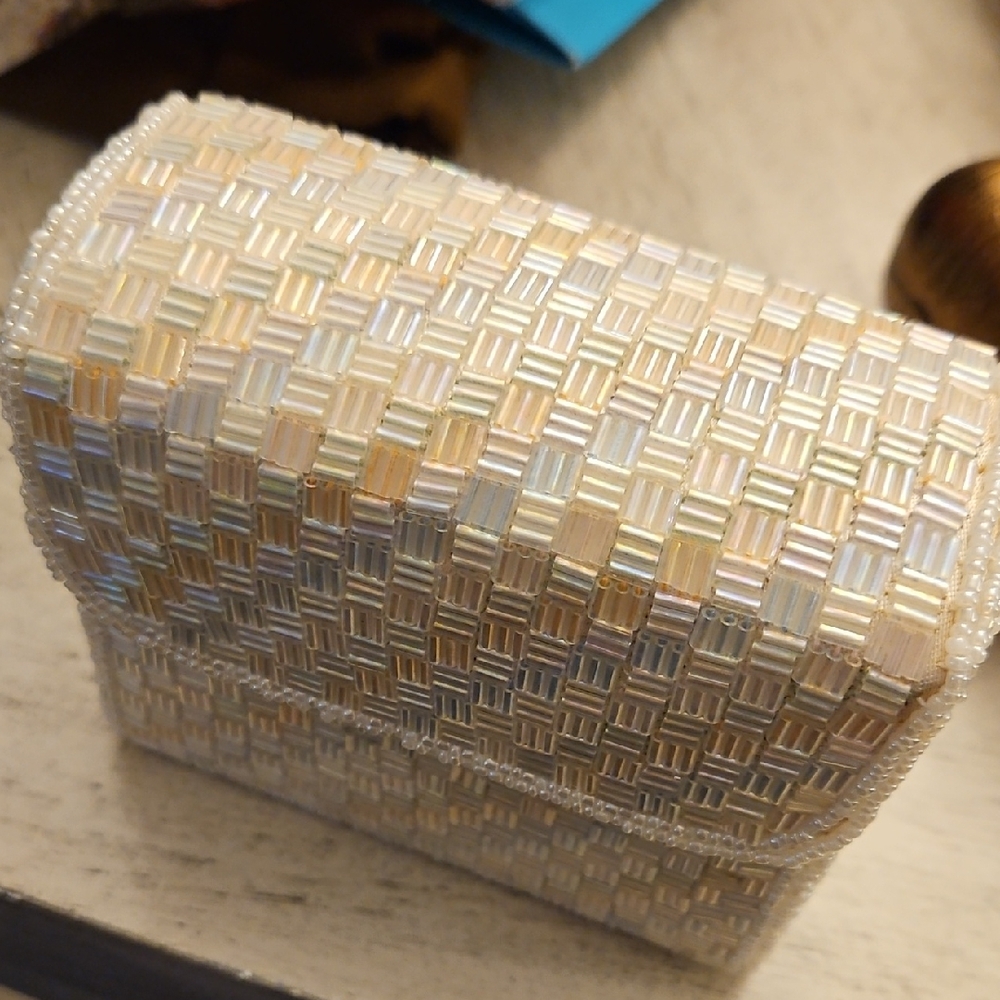 Elegant Beaded Cream Clutch